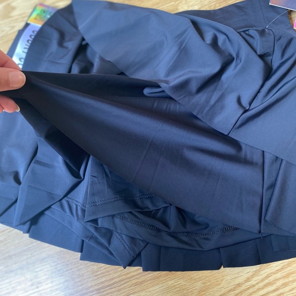 NWT!Pickle Ball skirt w-built in shorts Black size Medium - Picture 8 of 11